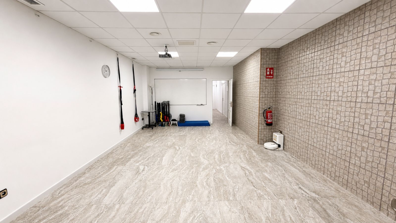 sala-actividades-formacion-fisioterapia-amado.jpg